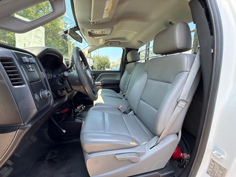 GMC Sierra 3500HD 4WD Reg Cab 133.7" Work Truck 2015