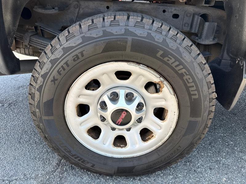 GMC Sierra 3500HD 4WD Reg Cab 133.7" Work Truck 2015