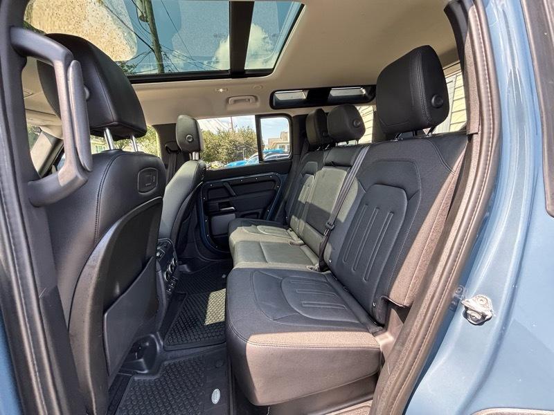 Land Rover Defender 110 S 4D SUV 2020