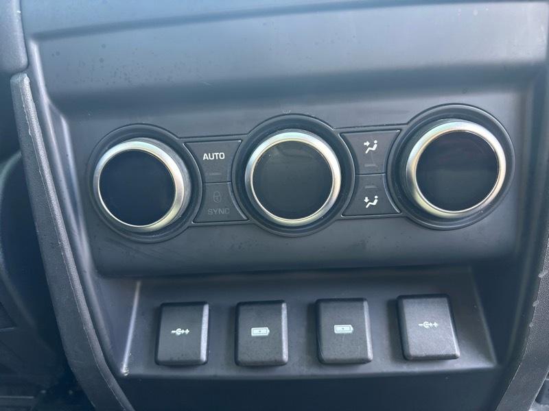Land Rover Defender 110 S 4D SUV 2020