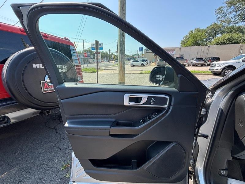 Ford Explorer  2020