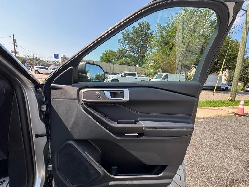 Ford Explorer  2020