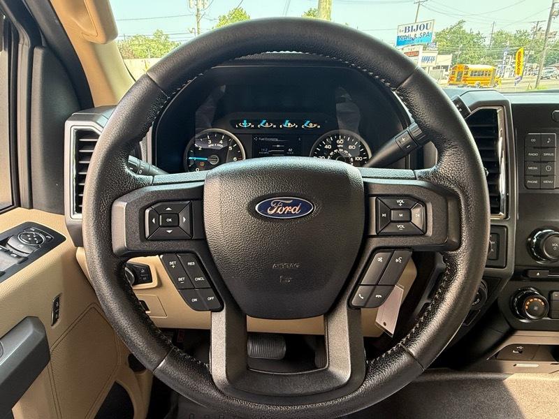 Ford F-150 XLT SuperCrew 5.5-ft. Bed 4WD 2016
