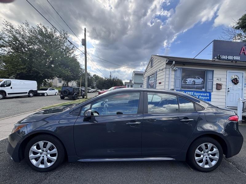 Toyota Corolla LE 4D Sedan 2024