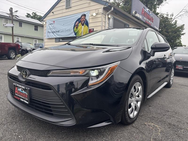 Toyota Corolla LE 2024