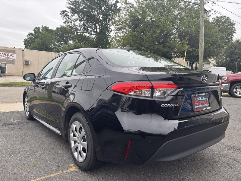 Toyota Corolla LE 2024
