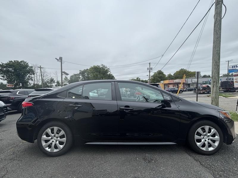 Toyota Corolla LE 2024