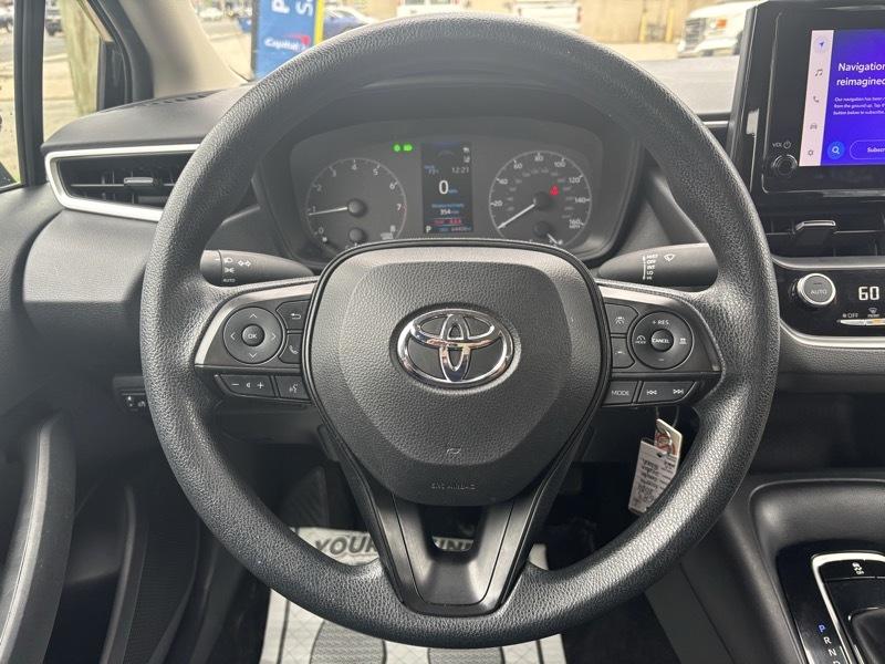 Toyota Corolla LE 2024