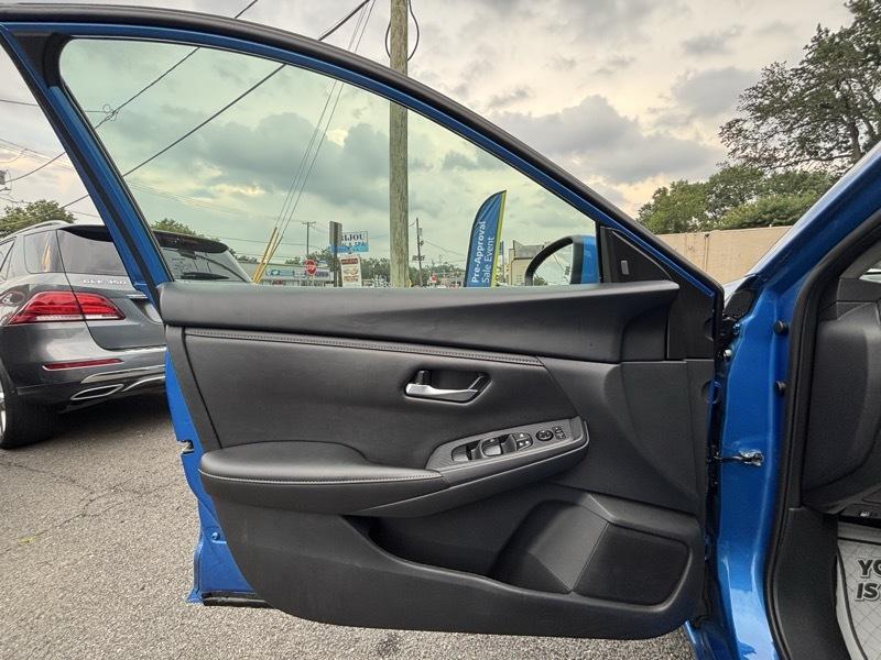 Nissan Sentra SV 2024