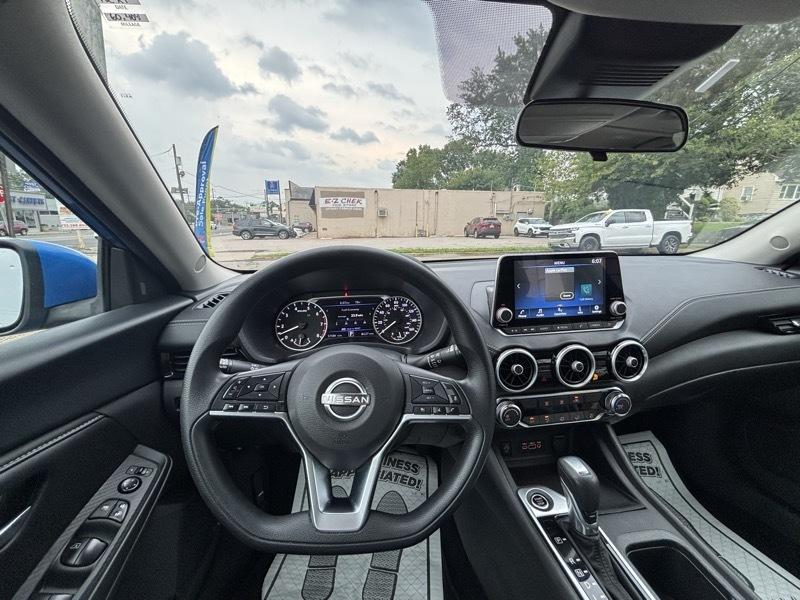 Nissan Sentra SV 2024