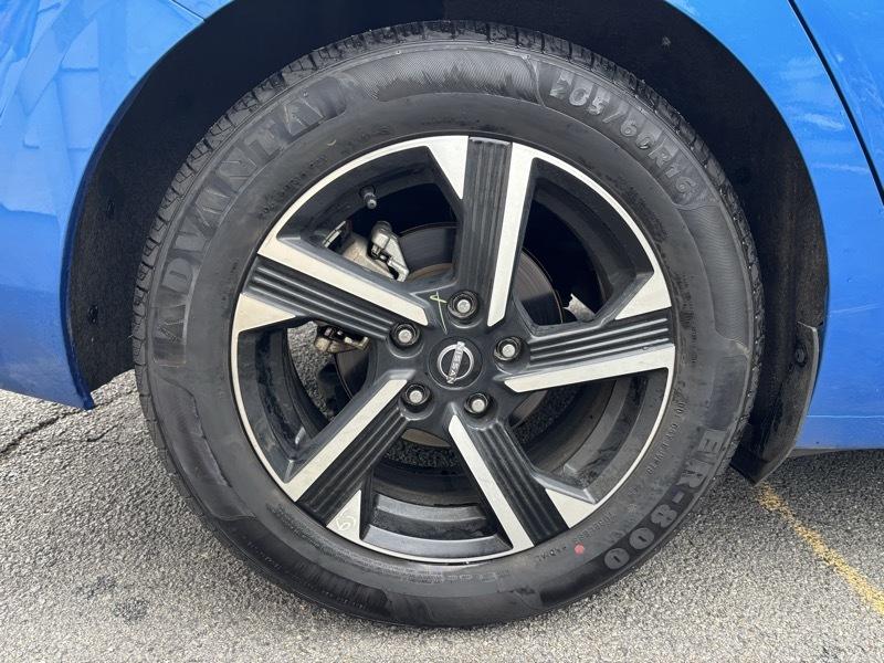 Nissan Sentra SV 2024