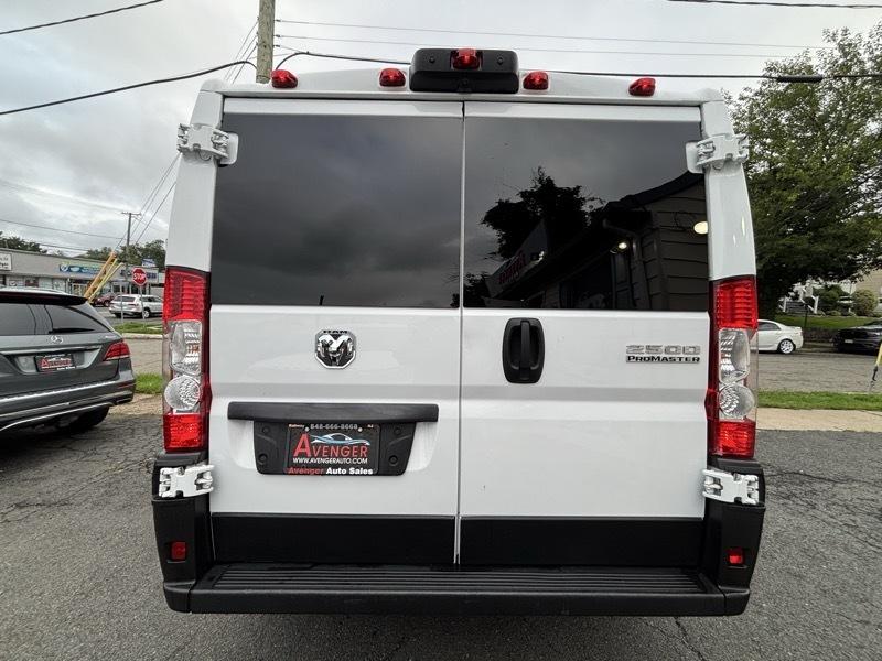 RAM Promaster 2500 Low Roof 2025