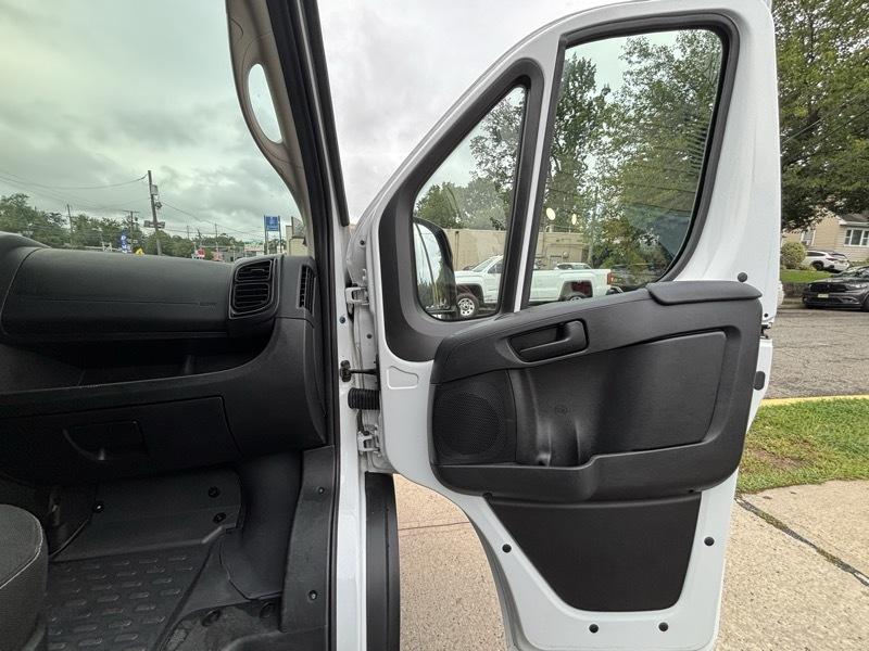 RAM Promaster 2500 Low Roof 2025