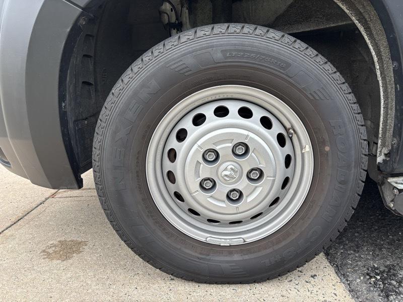 RAM Promaster 2500 Low Roof 2025
