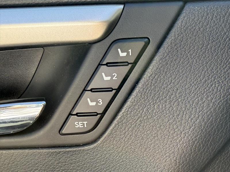 Lexus RX 350L Luxury 4D SUV AWD 2020
