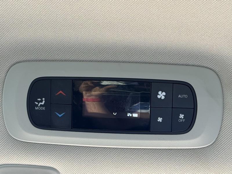 Chrysler Pacifica Hybrid  2023