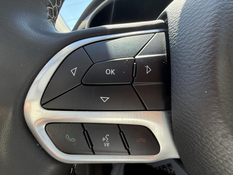 Chrysler Pacifica Hybrid  2023
