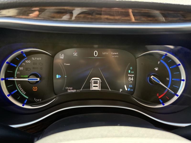 Chrysler Pacifica Hybrid  2023