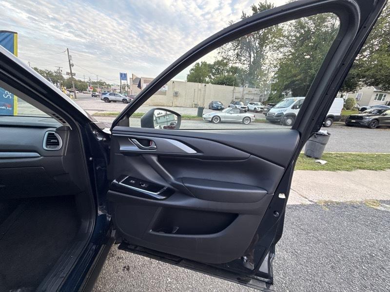 Mazda CX-9 Touring Plus 2023