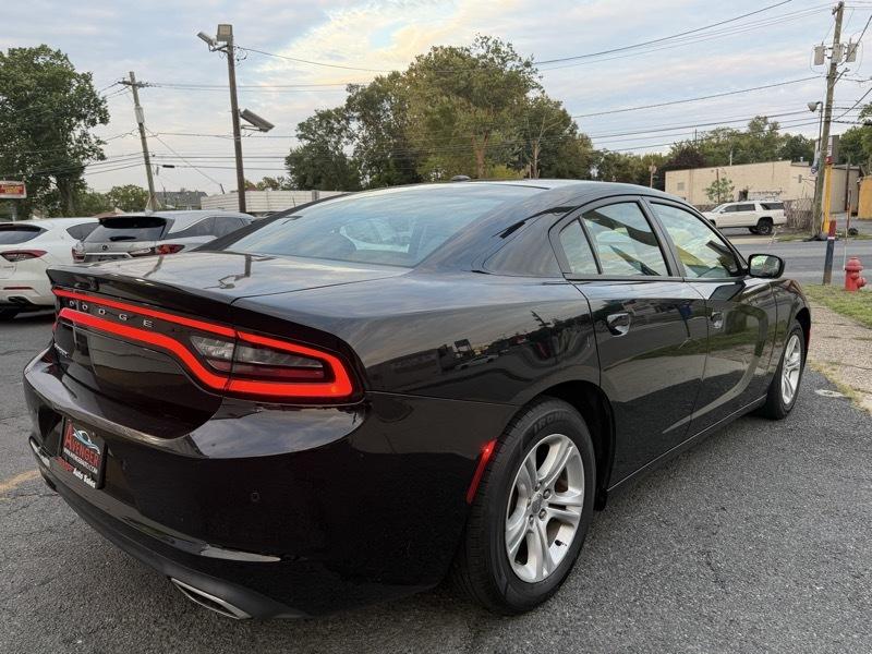 Dodge Charger SXT 2021