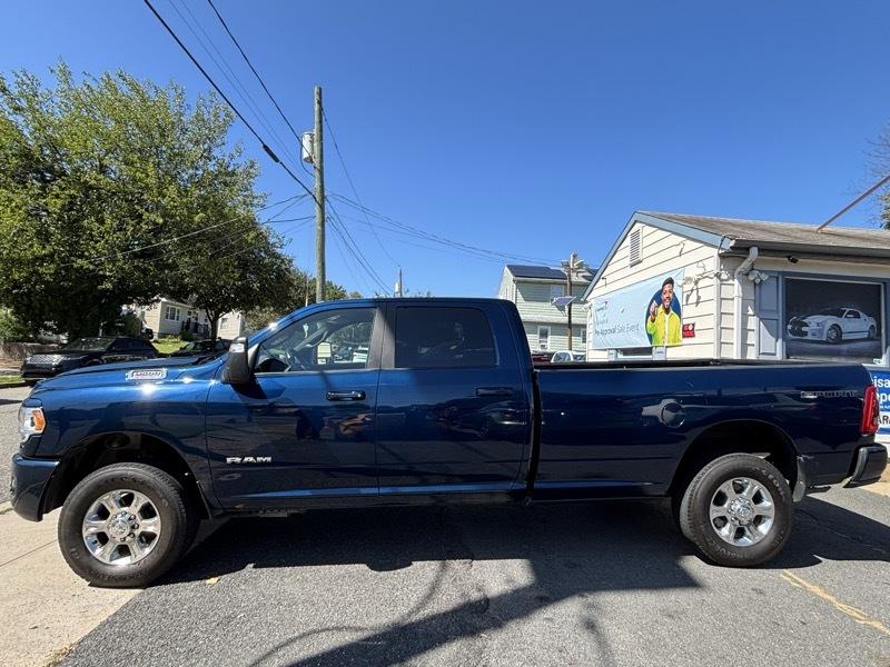 RAM 3500 Big Horn Crew Cab 4WD LWB 2024