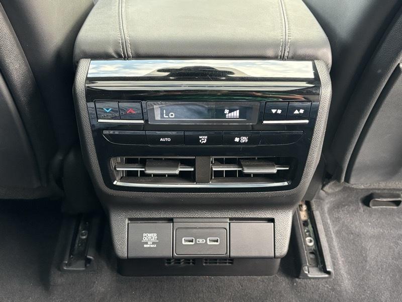 Acura MDX  2024