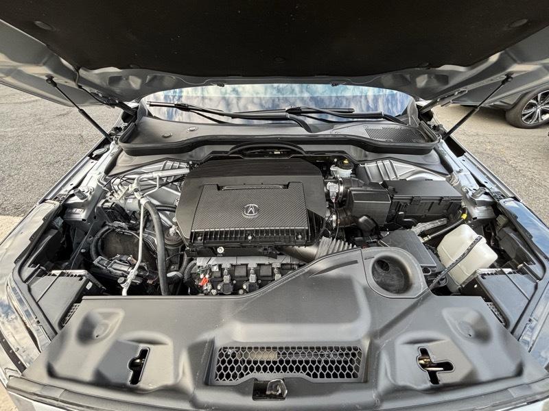 Acura MDX  2024