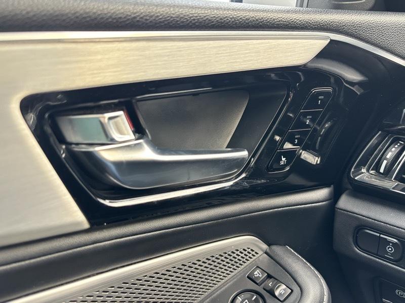 Acura MDX  2024