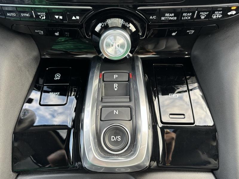 Acura MDX  2024