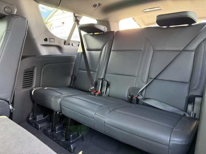 Chevrolet Suburban 1500 LT 4D SUV 4WD 2025