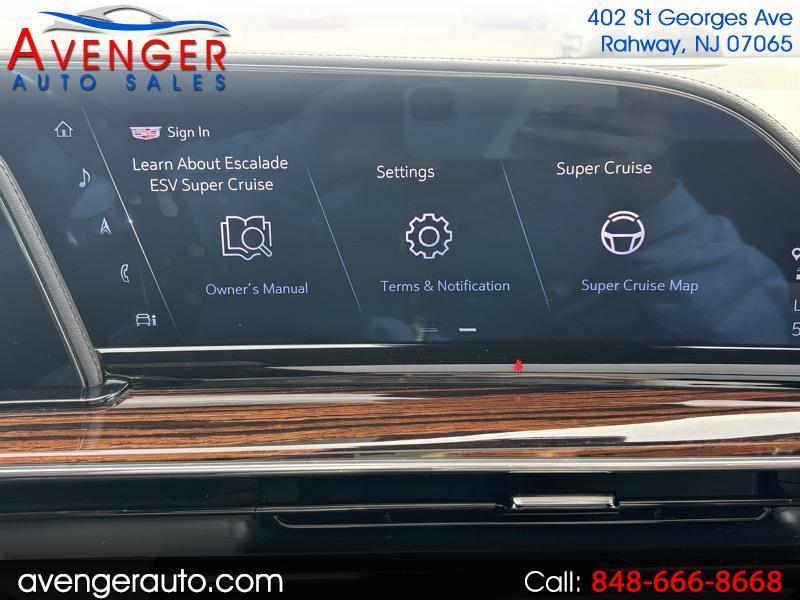 2023 Cadillac Escalade ESV Luxury 4D SUV  4WD