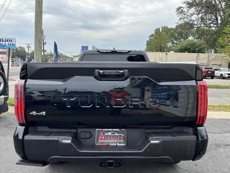 Toyota Tundra SR5 CrewMax 4WD Long Bed 2023