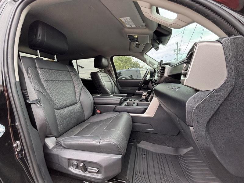 Toyota Tundra SR5 CrewMax 4WD Long Bed 2023