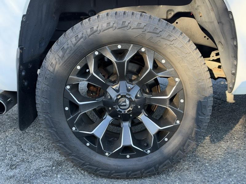 Toyota Tundra 1794 Edition Crew Max 4WD 2016