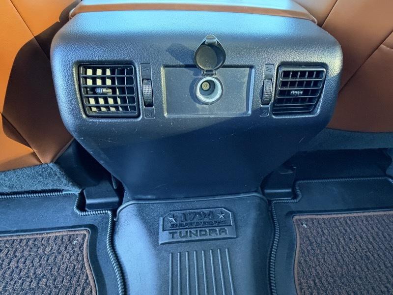 Toyota Tundra 1794 Edition Crew Max 4WD 2016