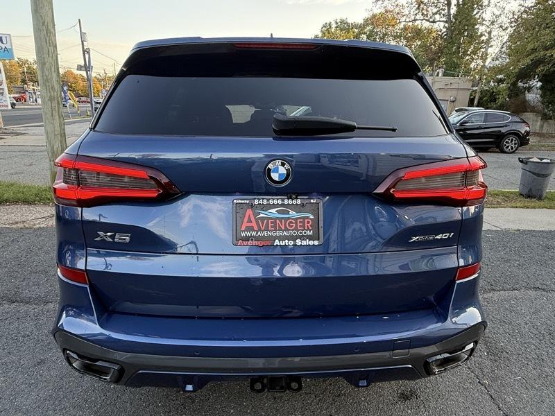 BMW X5  2023
