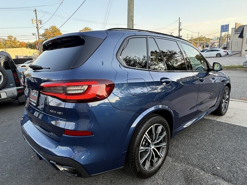 BMW X5  2023