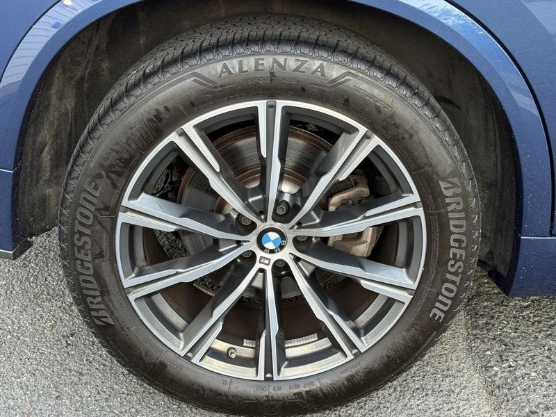 BMW X5  2023