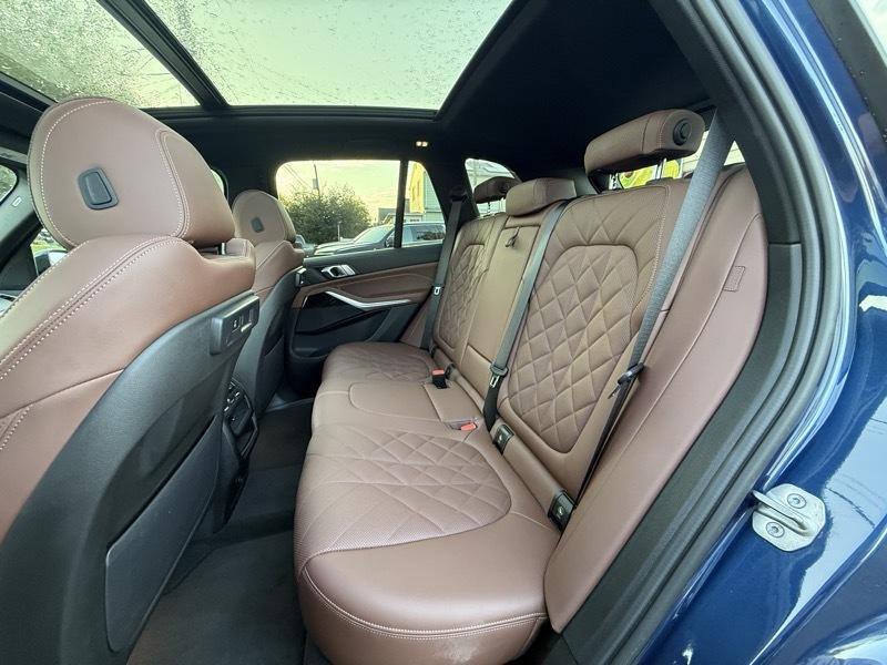 BMW X5  2023
