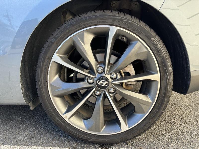 Hyundai Veloster 2.0 Premium Auto 2020