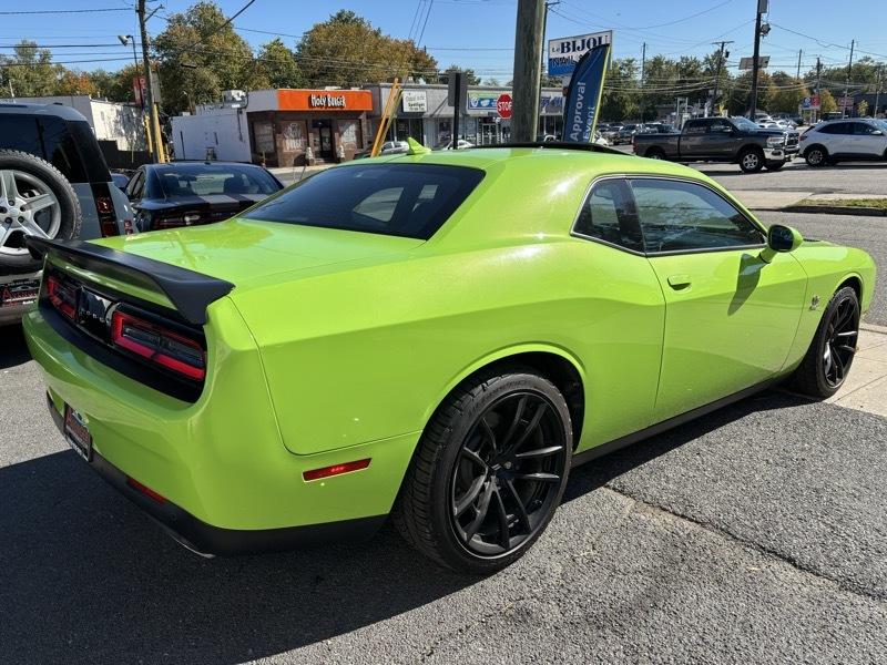 Dodge Challenger  2023