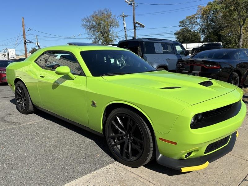 Dodge Challenger  2023