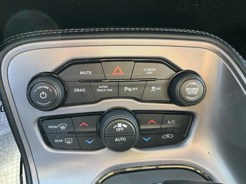 Dodge Challenger  2023