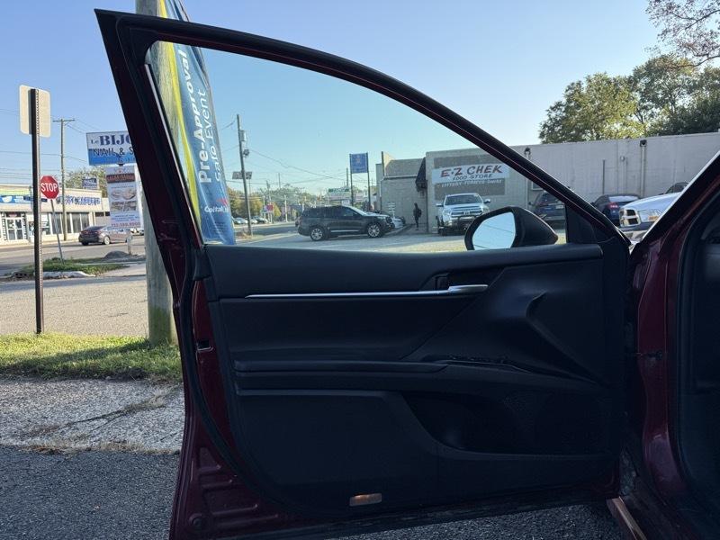 Toyota Camry SE 2018