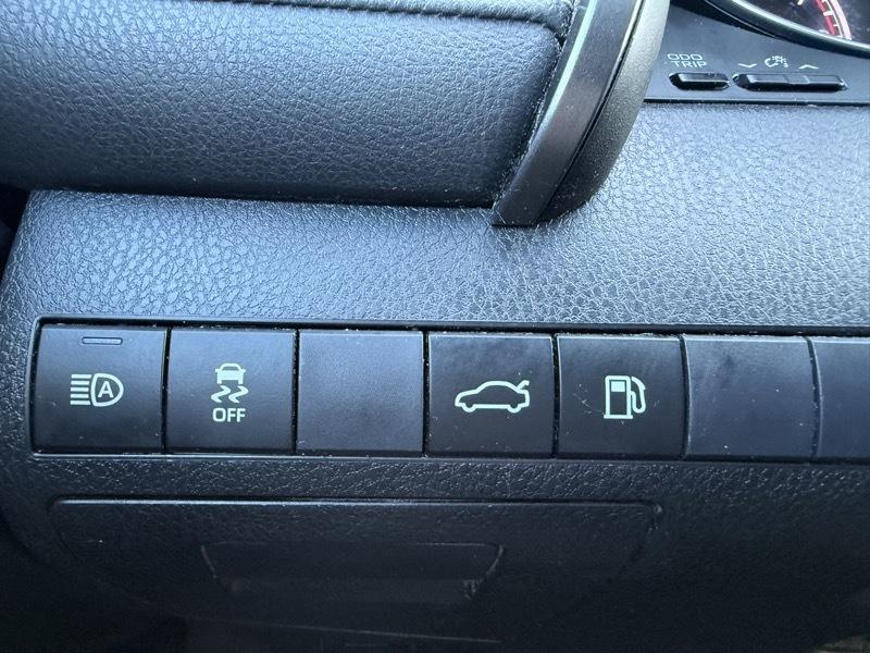 Toyota Camry SE 2018