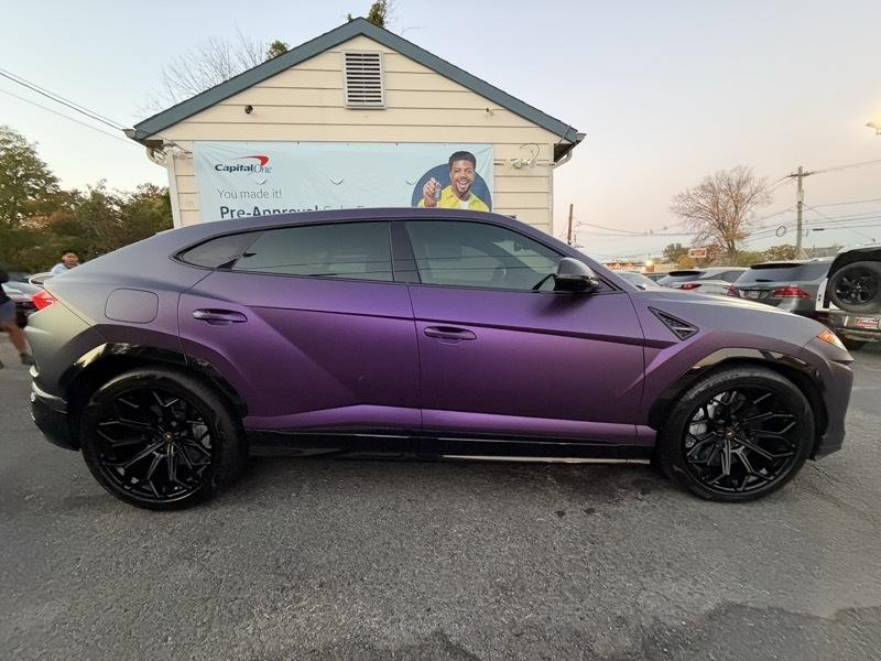 Lamborghini Urus  2019