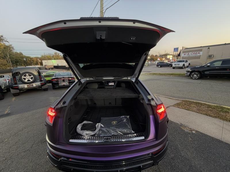 Lamborghini Urus  2019