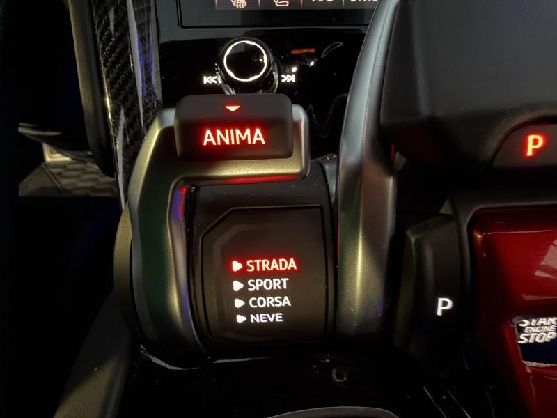 Lamborghini Urus  2019