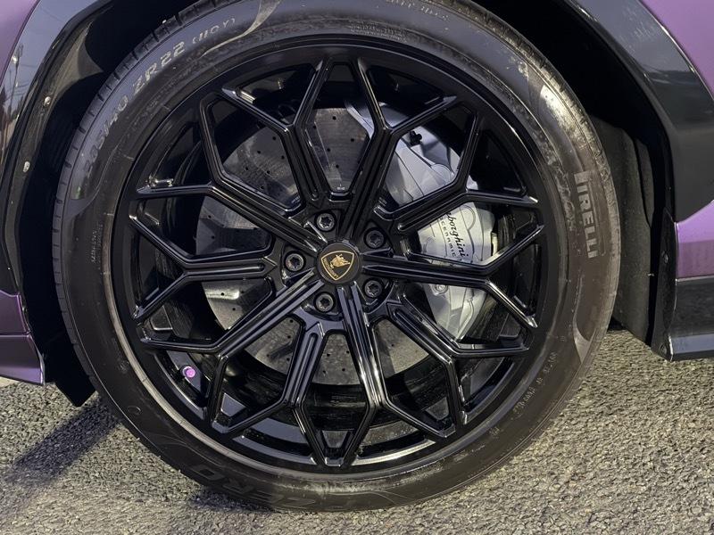 Lamborghini Urus  2019