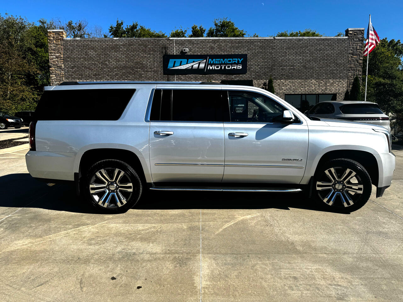 2017 Gmc Yukon XL Denali photo 4